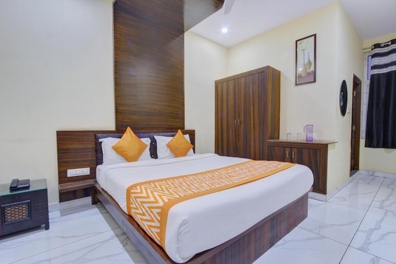 Oyo 7627 Royal Plaza Ξενοδοχείο Χιντεραμπάντ Εξωτερικό φωτογραφία