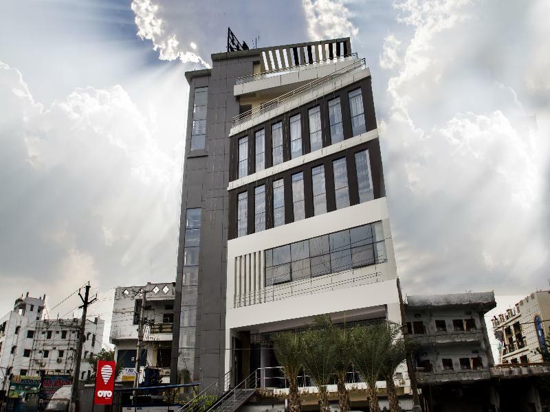 Oyo 7627 Royal Plaza Ξενοδοχείο Χιντεραμπάντ Εξωτερικό φωτογραφία